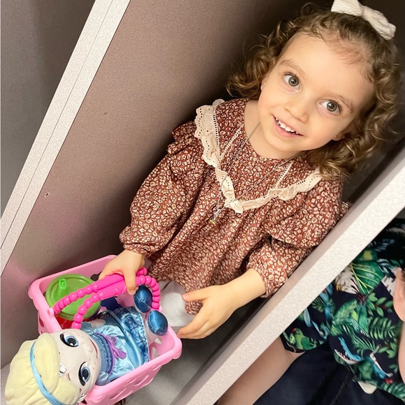 Meet your Posher, Jessenia mother of two blessing - Picture 13 of 17